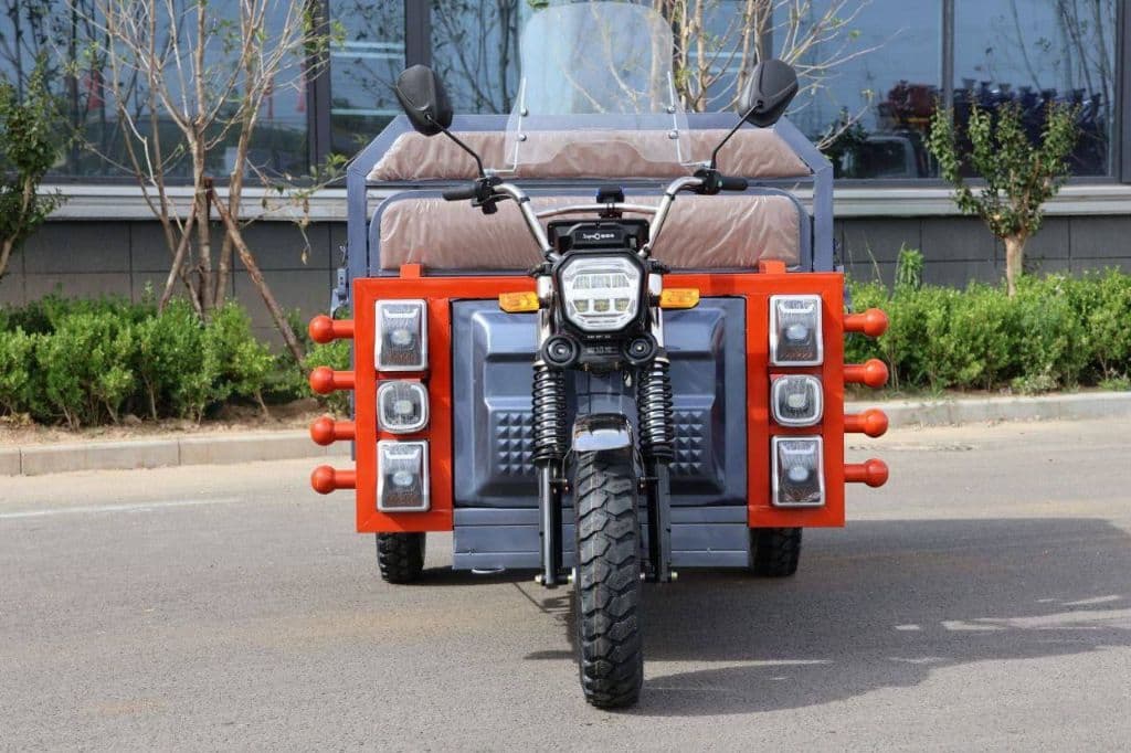 UCH G'ILDIRAKLI ELEKTRO MOTOTRANSPORT — 1