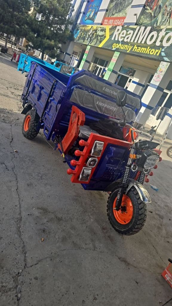 Электроциклы трехколесные Номинальное напряжение (1500W-2000W) 60V-72V 6шт аккумулятор 38850 кг
