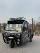 Uch g'ildirakli yuk tashishga mo'ljallangan motosikllar