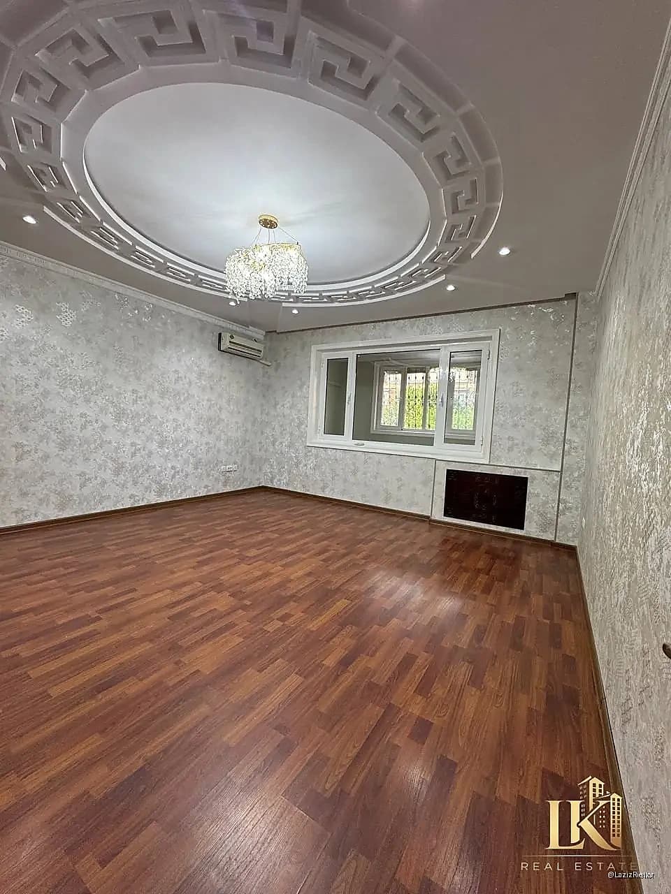 #9852 Продаётся: Алмазарский район Гунча , Регистон тойхона Ор-р : Лукойл заправка