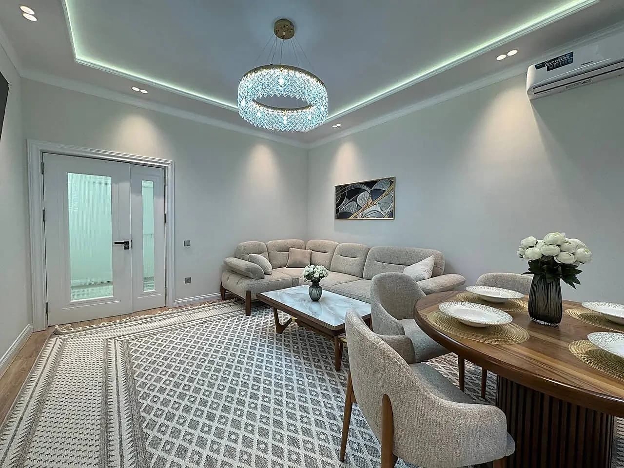 Poytaxt Residence #A