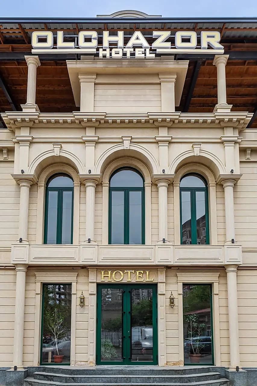 Olchazor hotel 200.000 sumdan — 1