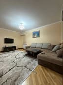 Продается 4х комнатная квартира,Госпитальный,328 школа,80м2
