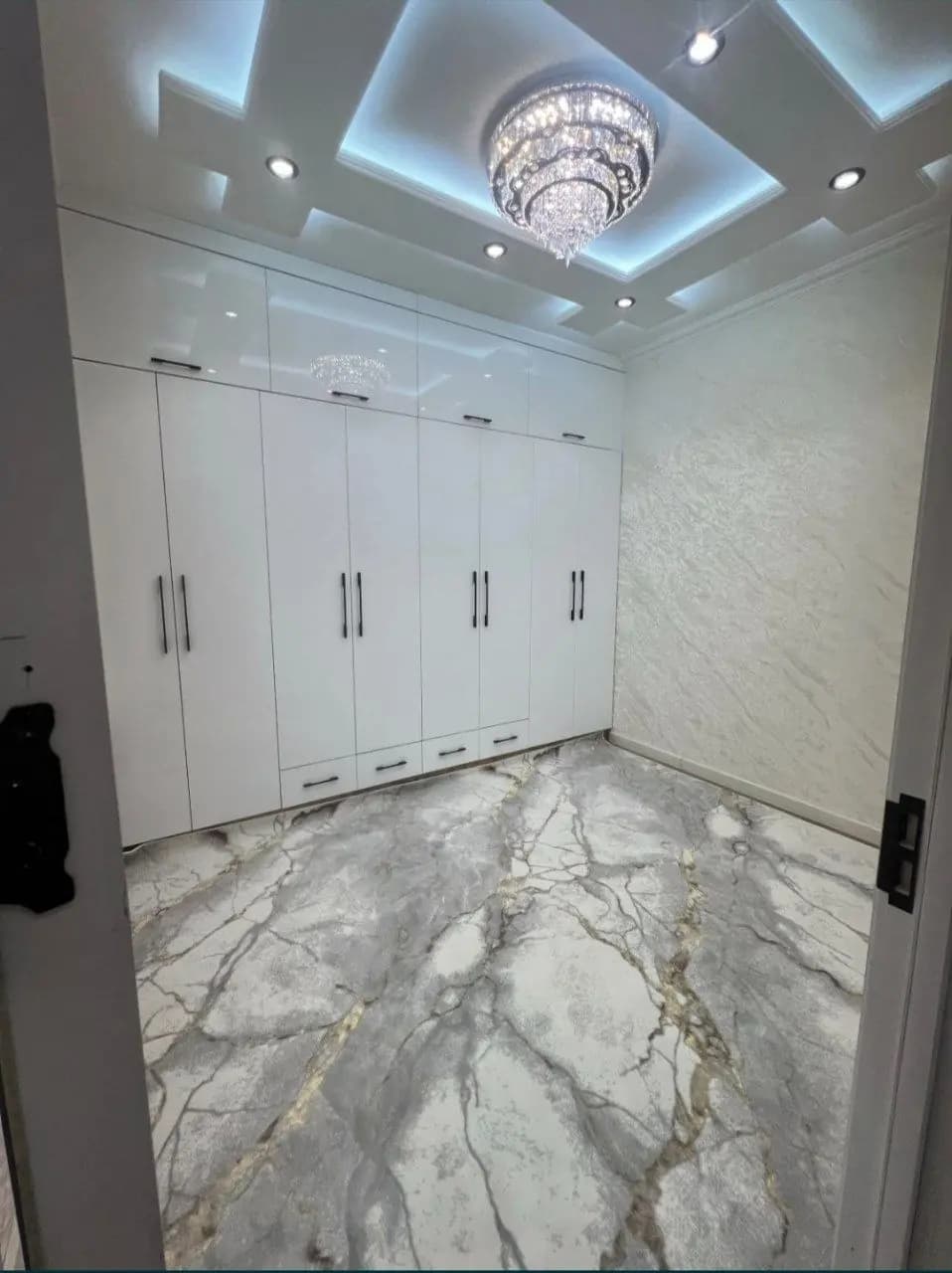 ARENDA: YUNUSOBOD TUMANI TURKISTON METRO — 1