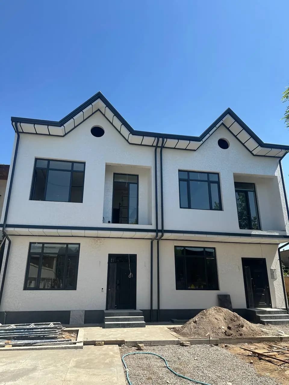 Yunsobod Tumani Chinobod Sanatoriya orqasida 1.5 sotihli katej sotiladi — 1