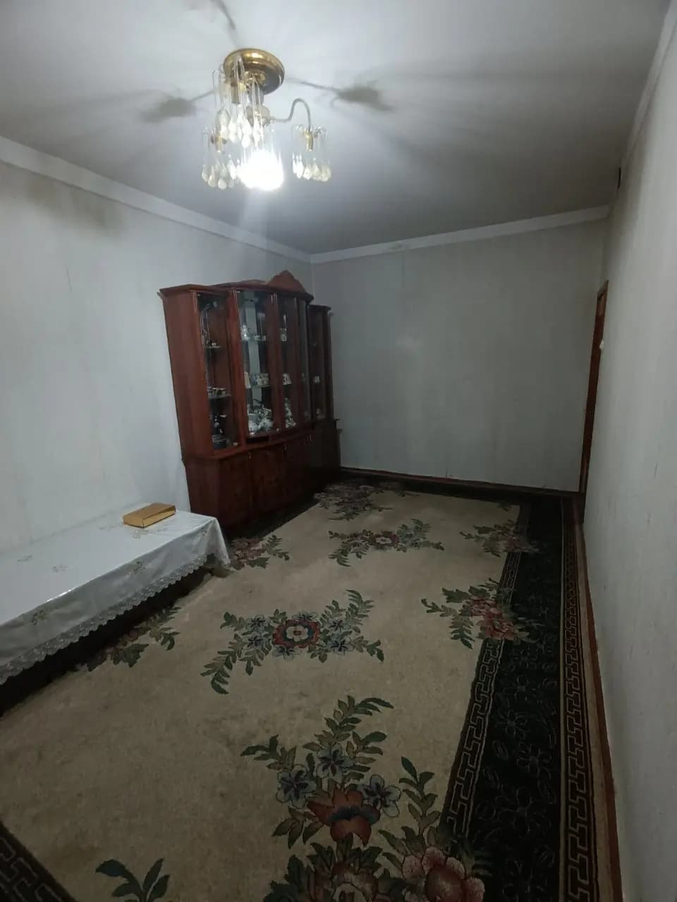 Срочно продается 2х комнатная квартира янгихаятский район Сергели-1 возле метро Кипчак-Чинар. — 1