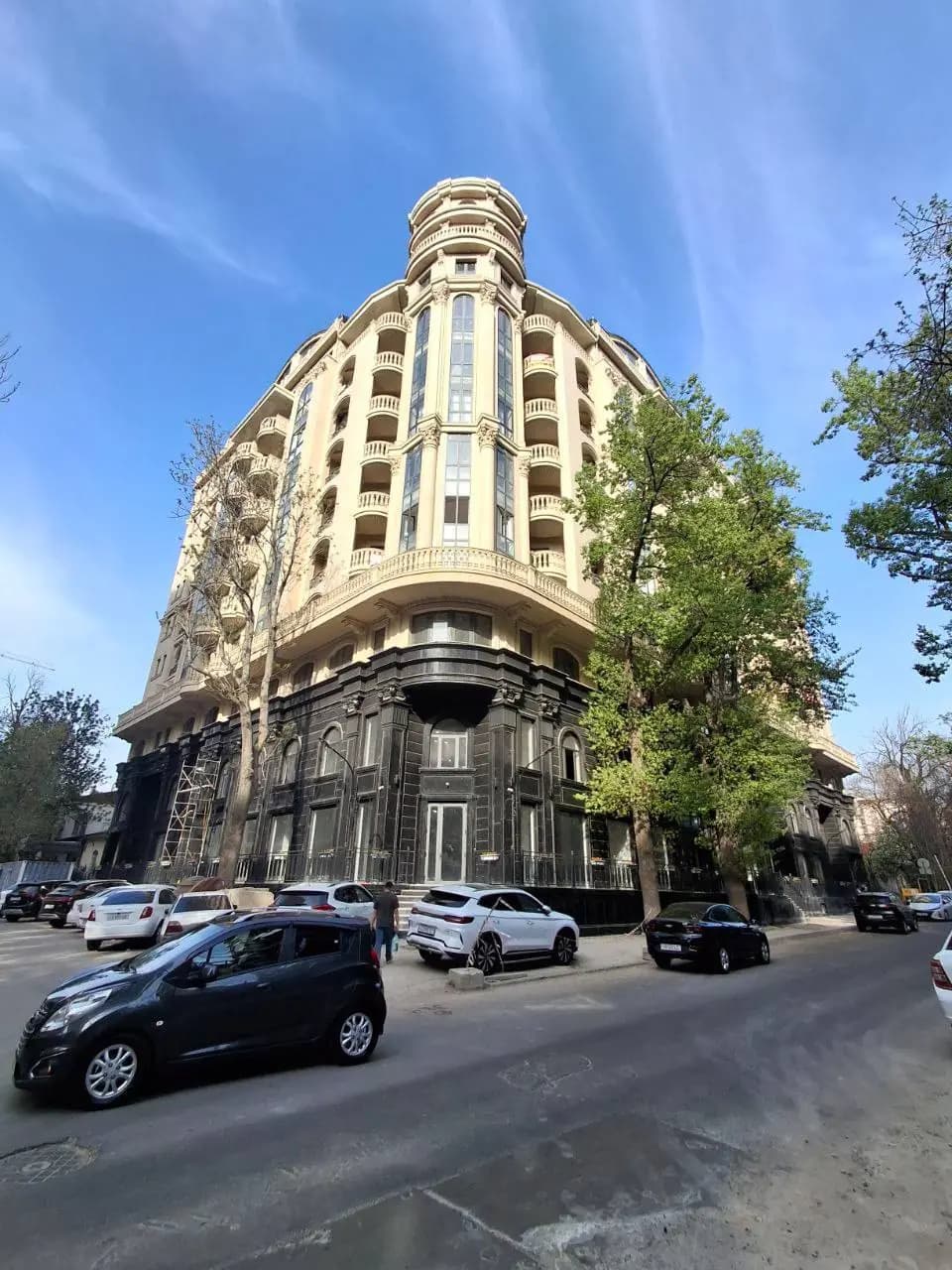 ЖК " Kamron Palace " 106м² 275м² 339м² СРОЧНО — 1