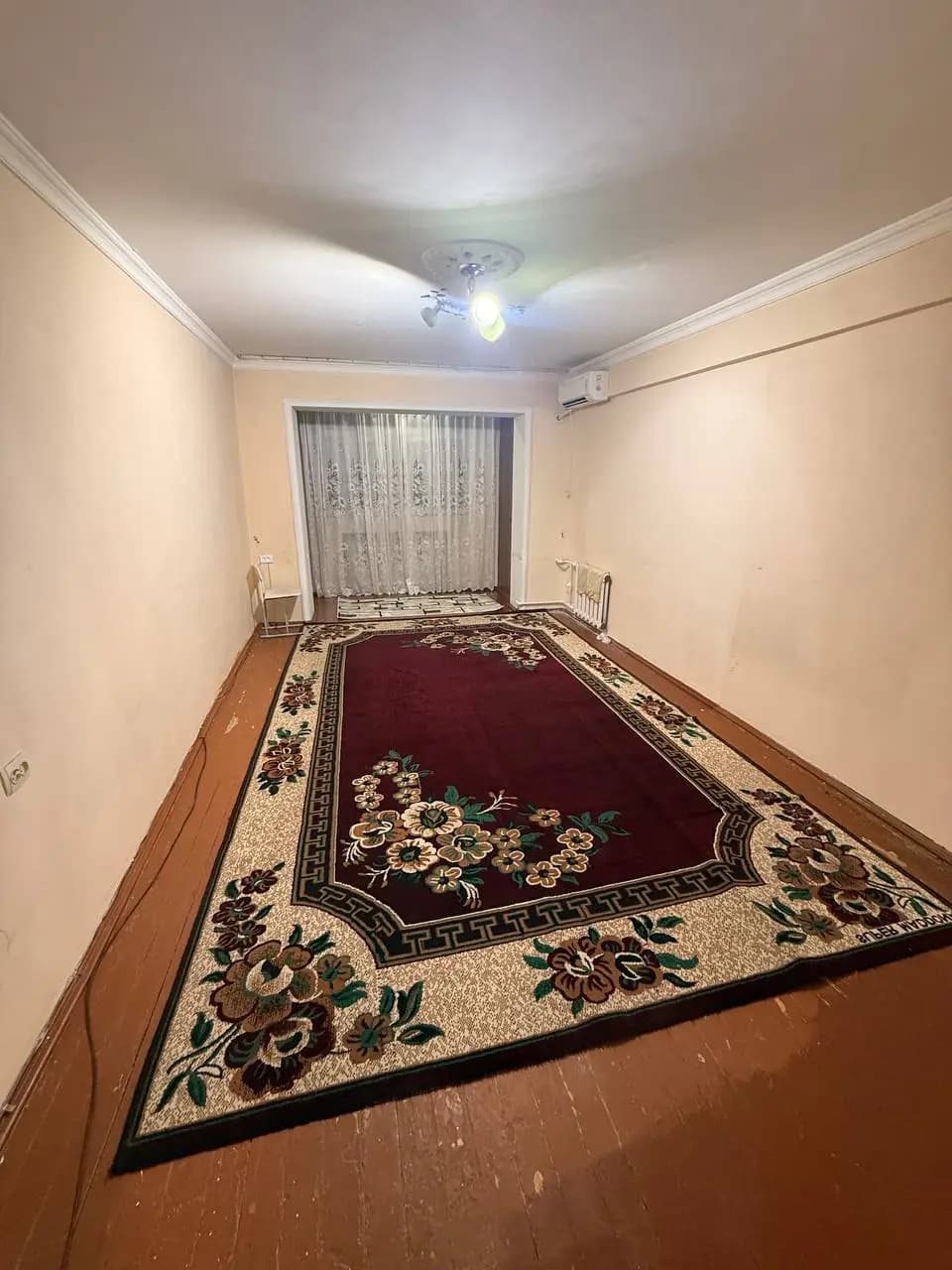 Беруний метро Эко базар Альпомиш Карзинка 1/5/5.  ойлага 250y.e. — 1