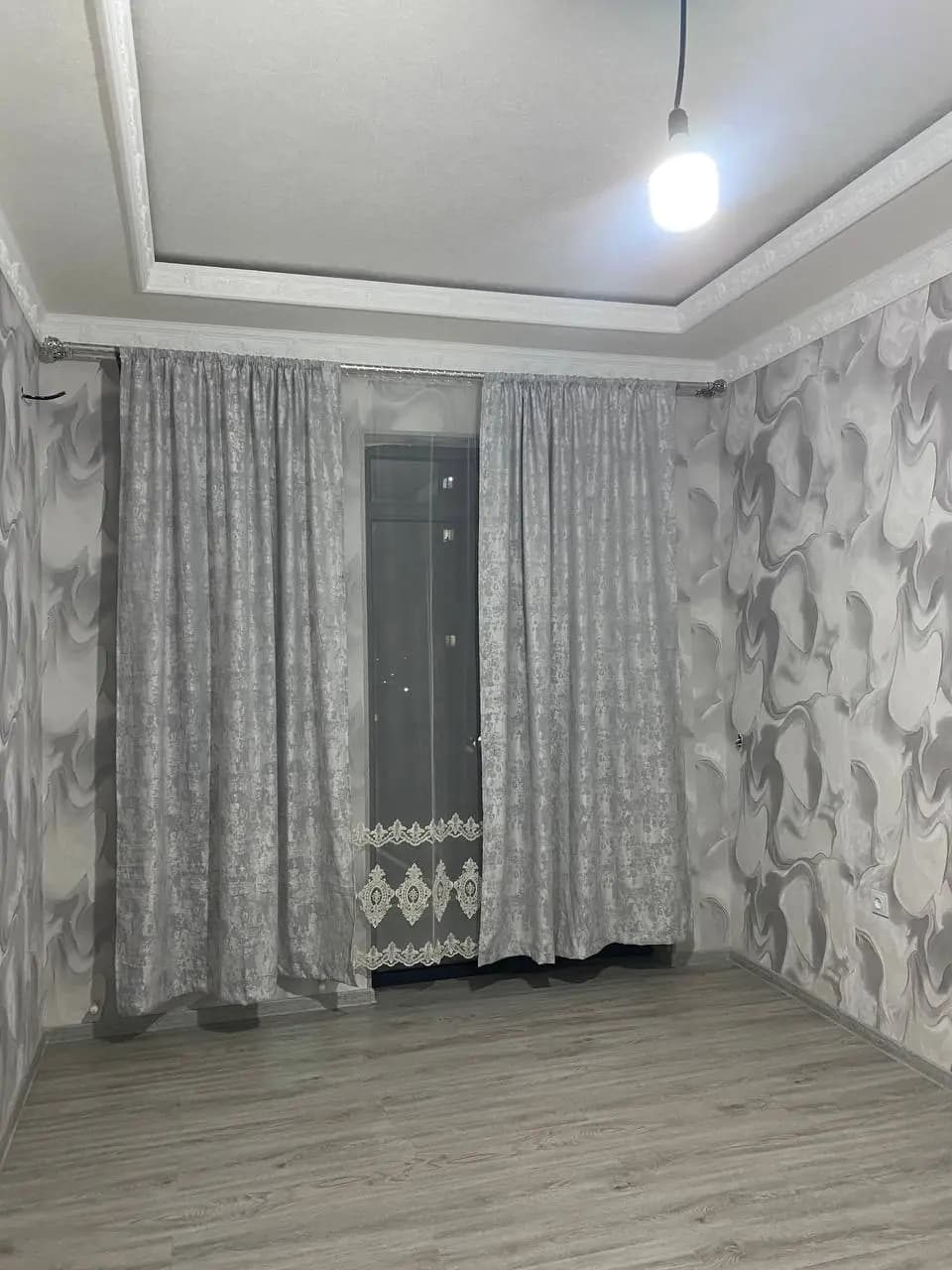 каракамиш  1/2 Навастройка  Карзинка ёнида Жомий бозор якин  Ибатов клиника  1/5/9 300y.e. — 1