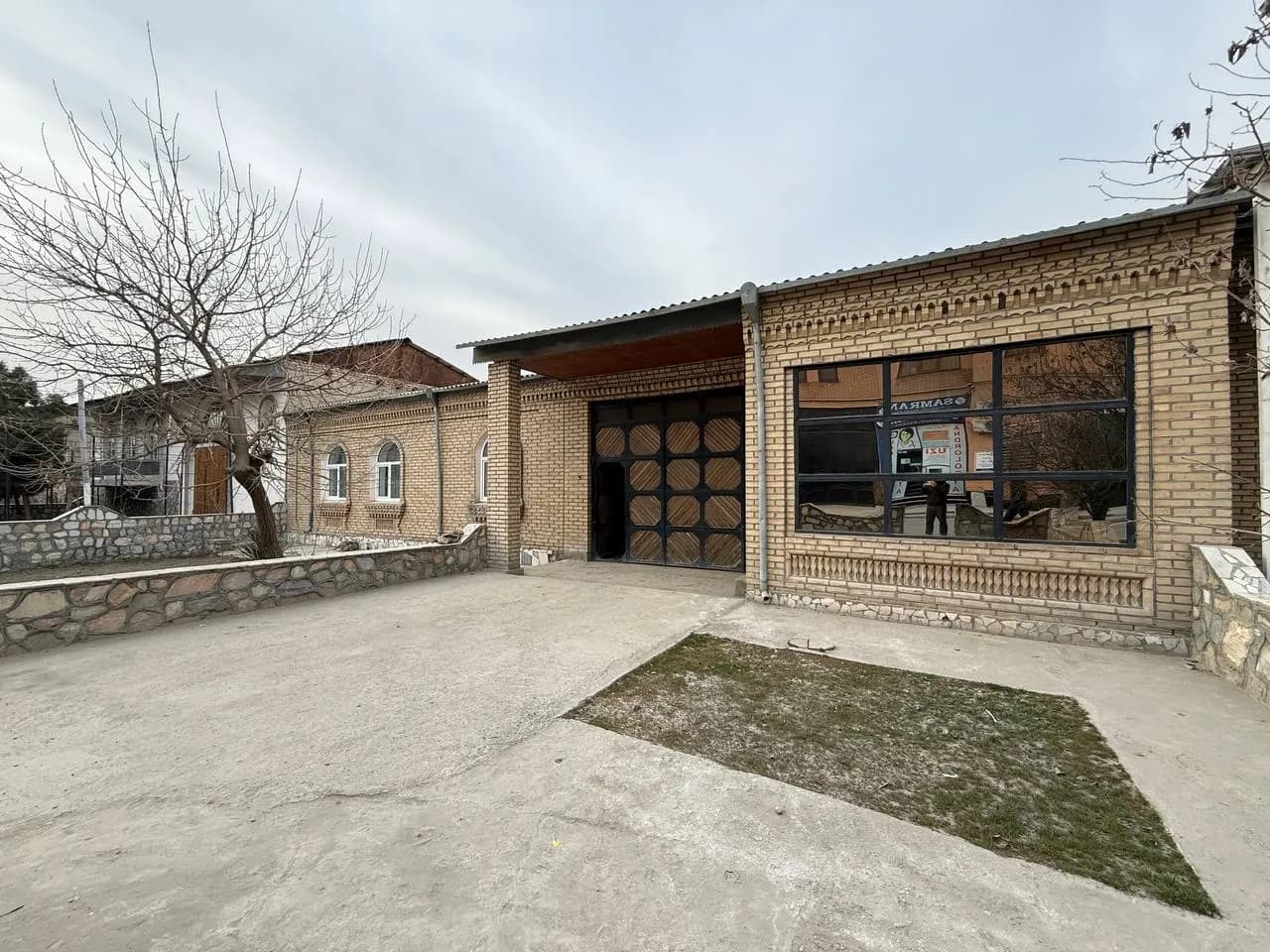 Uchastok 10 sotok naprotiv Karvon bazara — 1