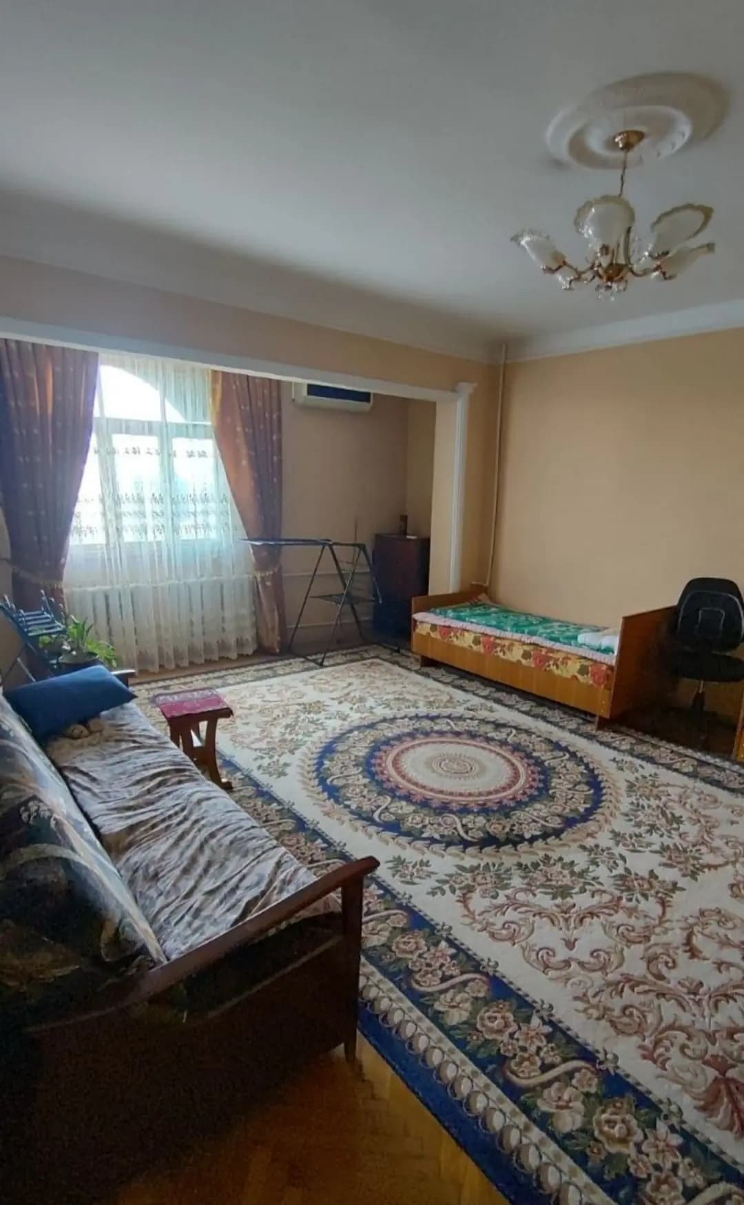 Yunusobod 11 kvartalda 2 xonali 2/6/9 — 1