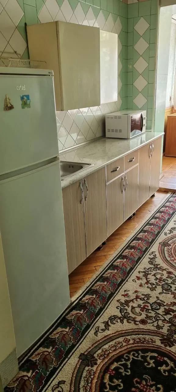 2 хонали сотилади Себзар Метро Гафур Гулом — 1