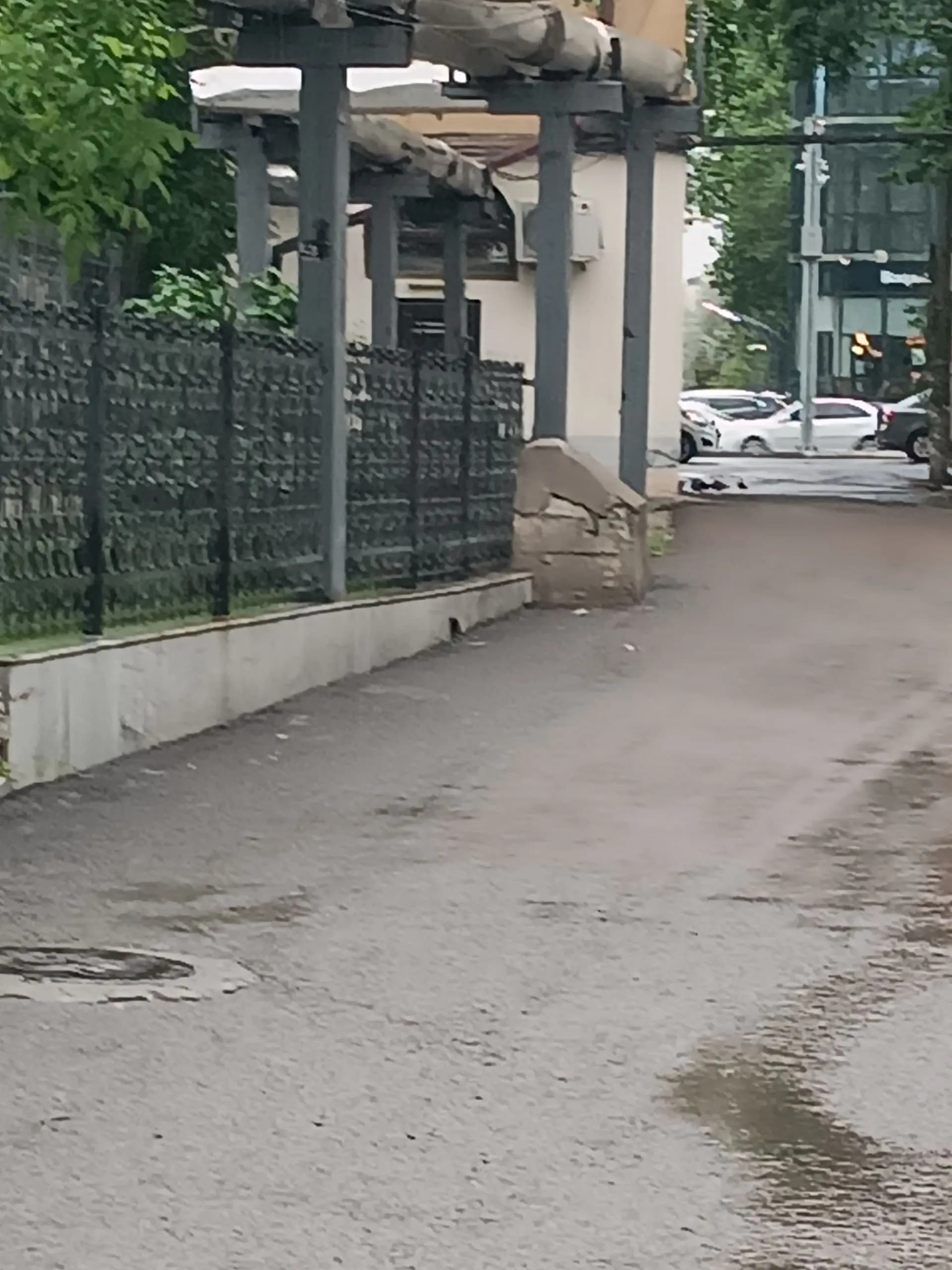 Мирзо Улугбек Катта Дархон маҳаллада Ховли уй сотилади — 1