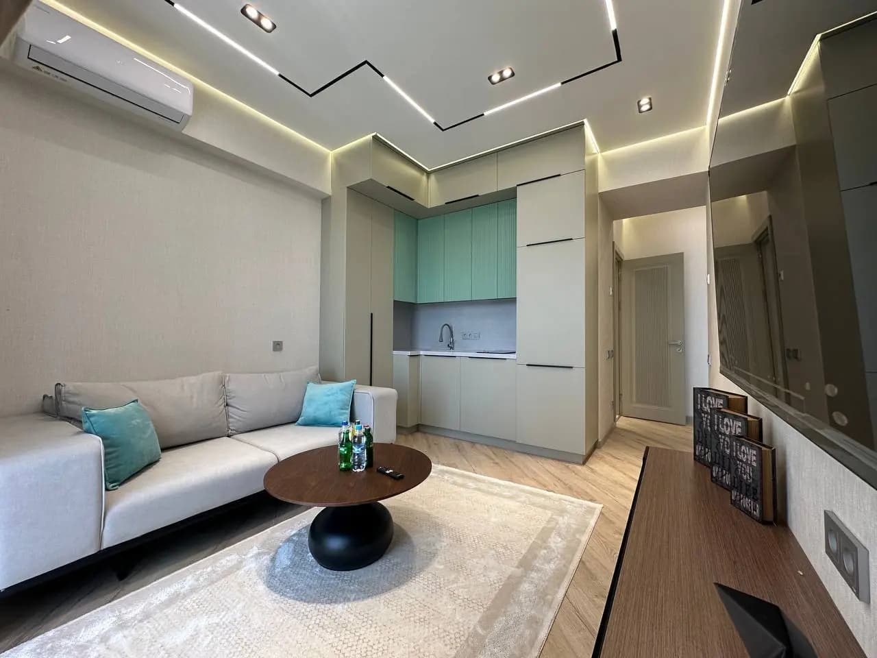 ЖК Green Island от Ulkan Development, ул.С.Азимова,Ц-1 1-комн 9/14 38 м² евроремонт меб/тех — 1