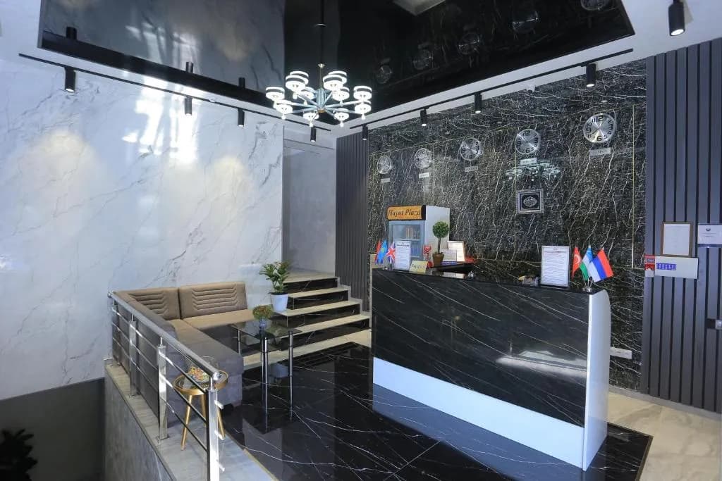 Hayot Plaza Hotel Yotoqxonasi — 1