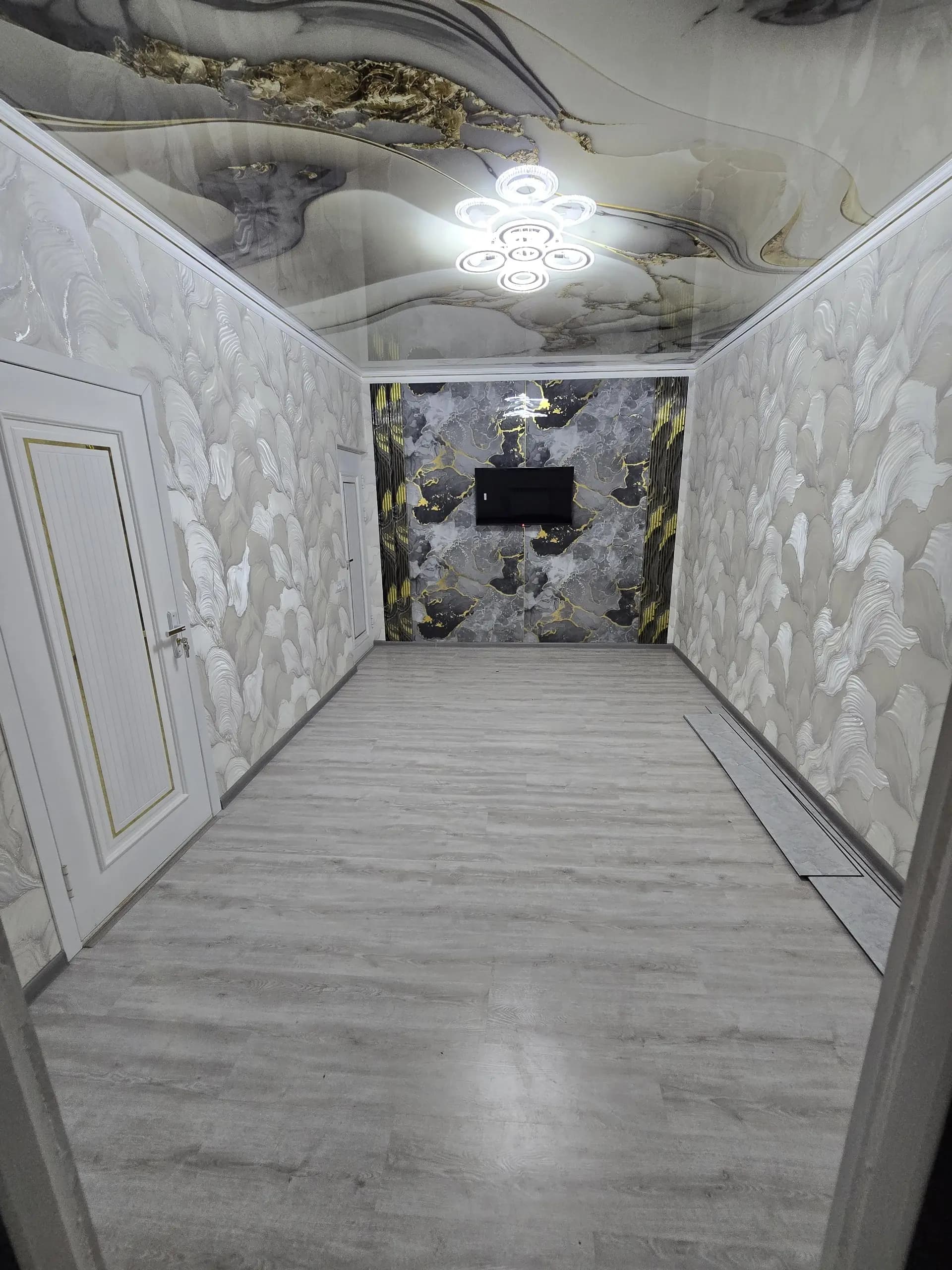 Продам чил 12 квартил оринтир фарход бозори — 1