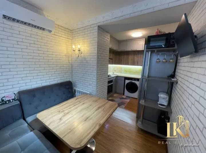 #9800 Продаётся: Яккасарайский район метро Космонавтов Дом на второй линии — 1