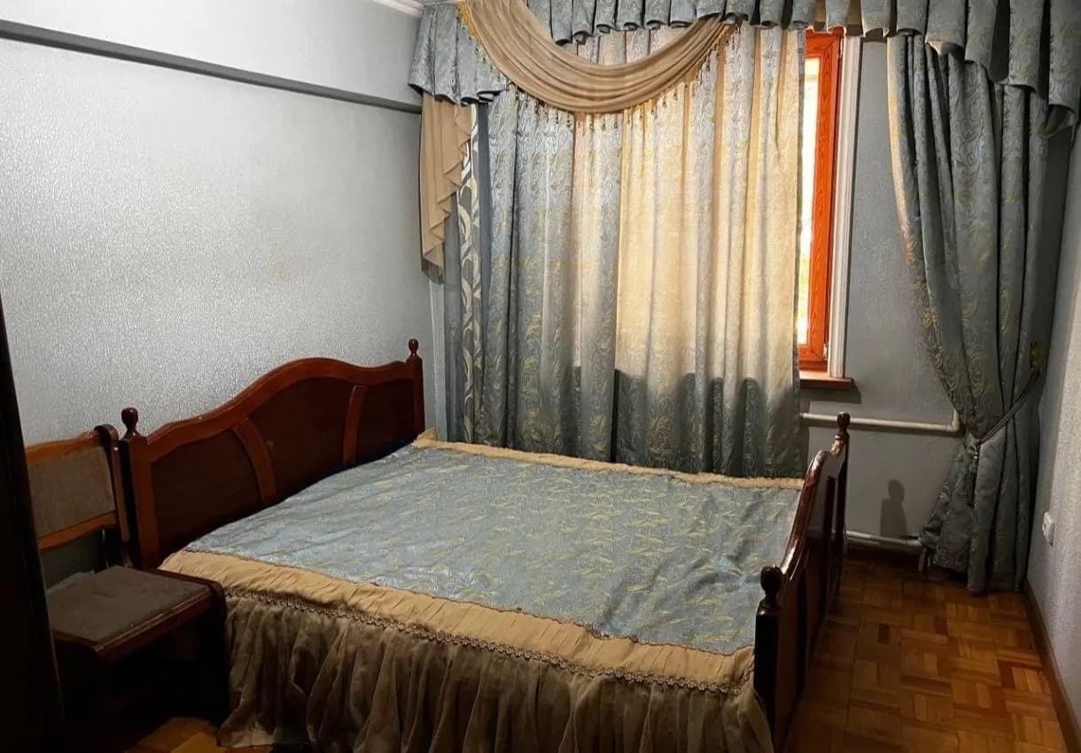 Аренда квартира якасарой Шота Руставели 3 хоналий нархи 550y.e. услуга агентство 50% — 1