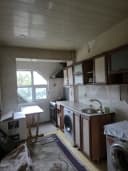Цена: 350- 400 договорная  Юнусабад 4 Отличная локация Универсам базар паспортный стол  метро 5 минут 3/4/9