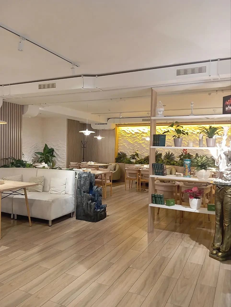 Сдаётся помещение под кафе Мирабадский район Саид Барака улица ГУВД — 1