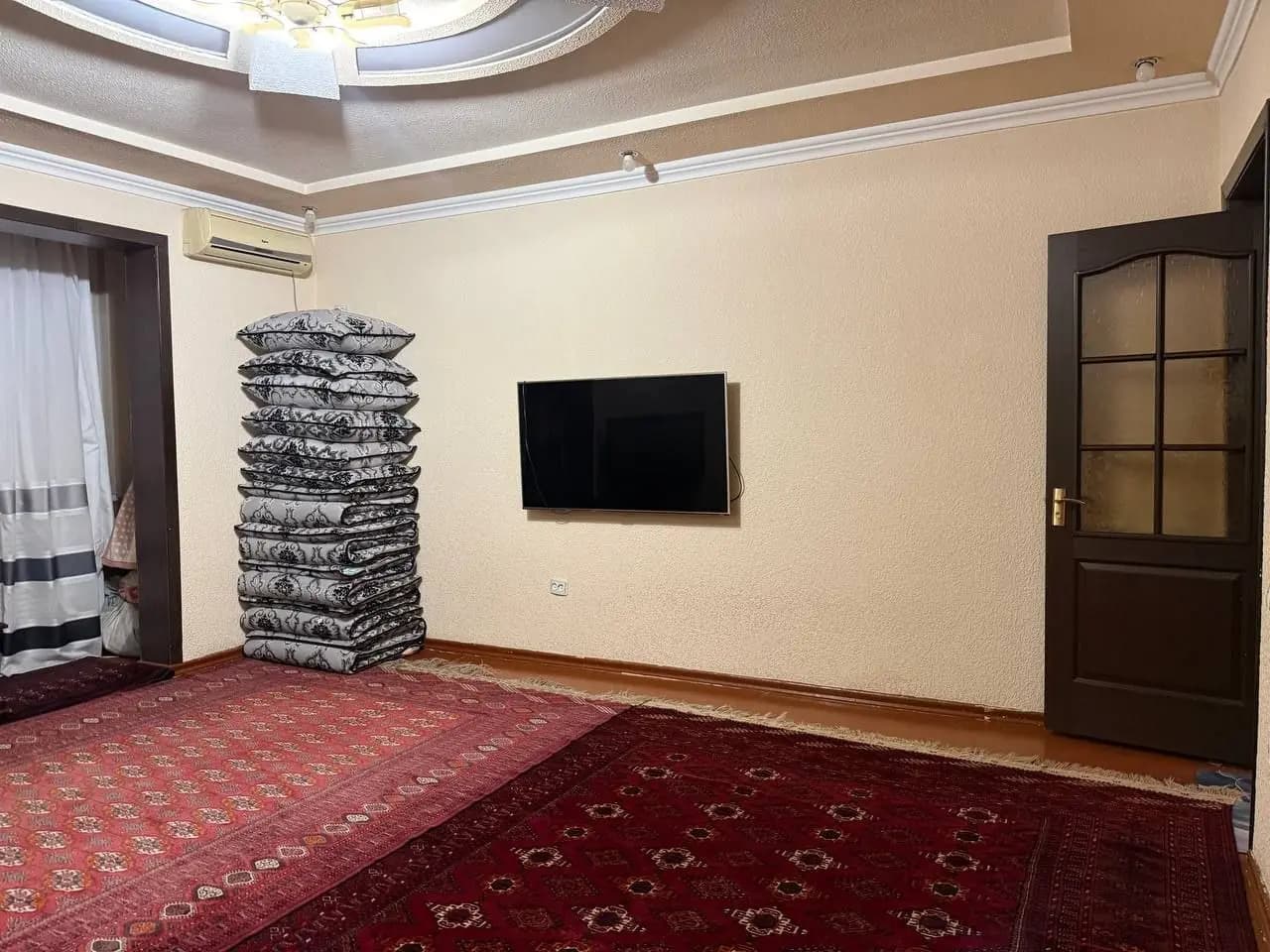 Ориентир: Яккасарайский ЗАГС/гостиница "Россия", 3/9/9, Yakkasaroy — 1