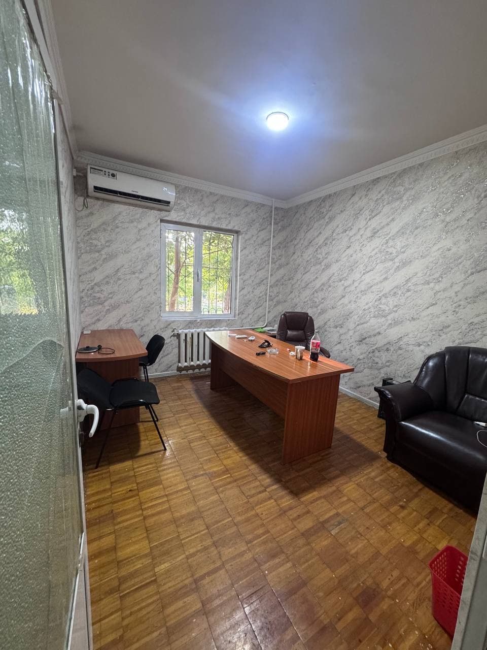 Продается 2/1/4 Юнусабад 12 под офис нежилой — 2