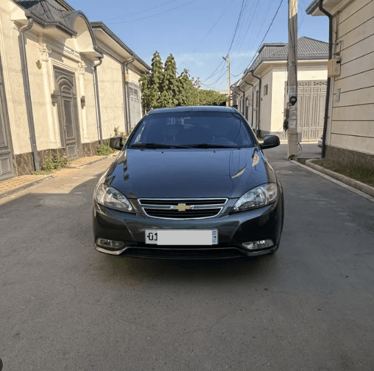 Lacetti sotiladi — 1