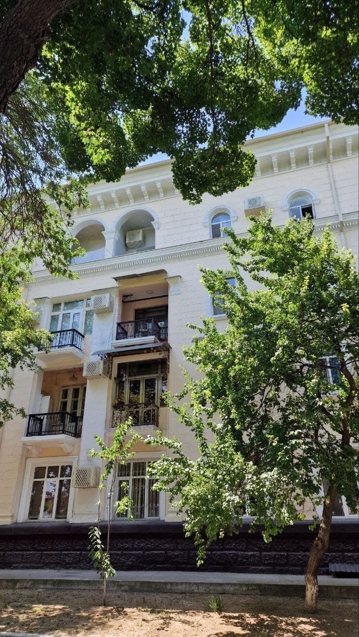 Ул Шота Руставели 3/4/4 #C — 1