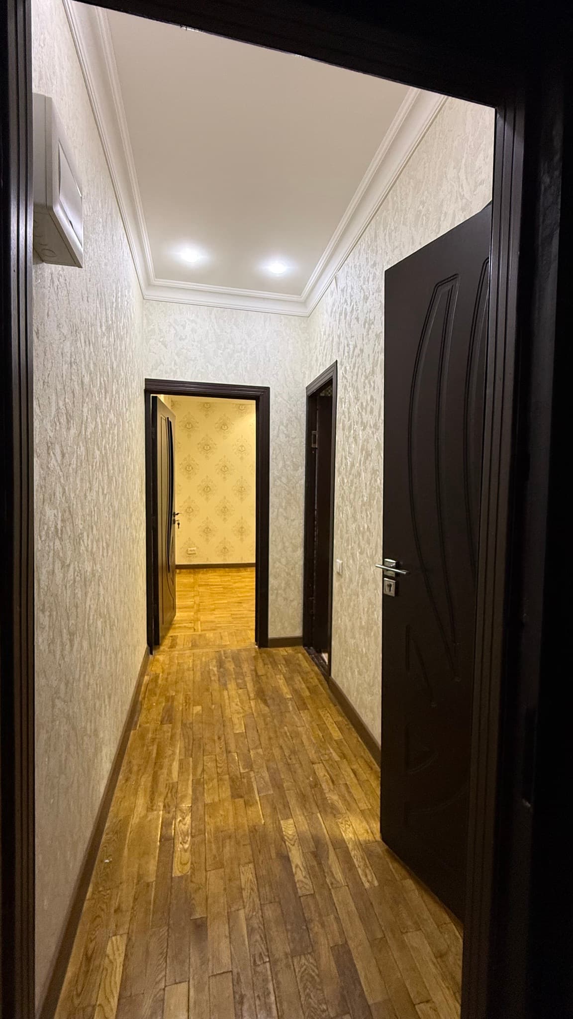 Юнусабадский р-н, ул. Амир Темура, 2в3/2/4 — 3