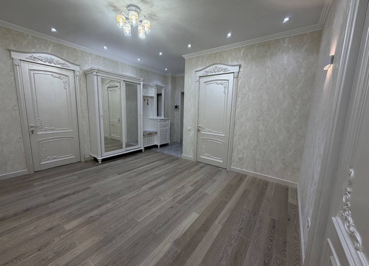 Мирабадский район Комнат: 4 — 5