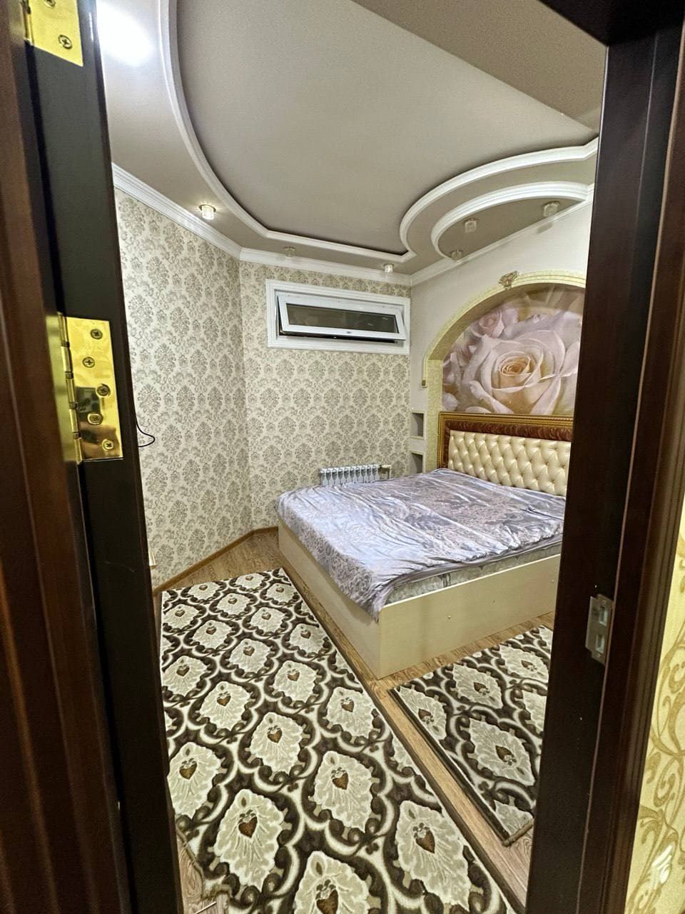 Юнусабад 4кв 3/2/8 симя Инастранец — 4