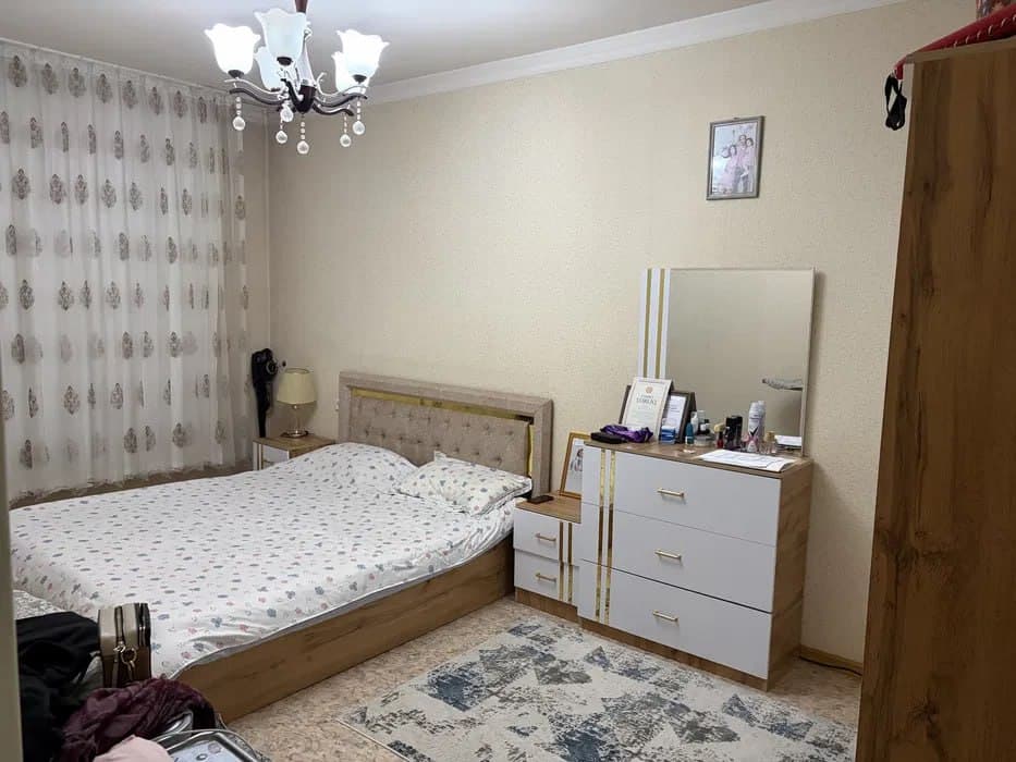 Юнусабад 8 Ор-р: Школа 260, Millennium House4/2/4 — 3