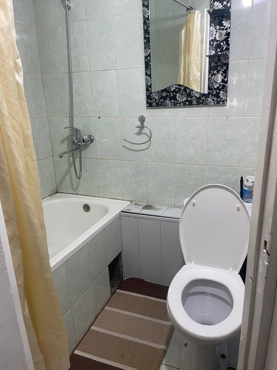 93 933 89 92 Uchtepa tumani Vatan kinoteatr, Olmos tòyxonasi mòljal 2/3/4 — 2