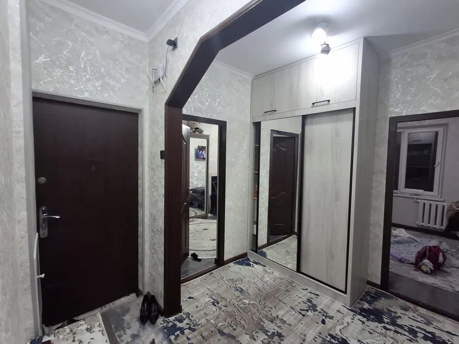 Sotiladi Olmazor tumani 4/4/4 yevro remont qilingan 89 kvadratli — 2