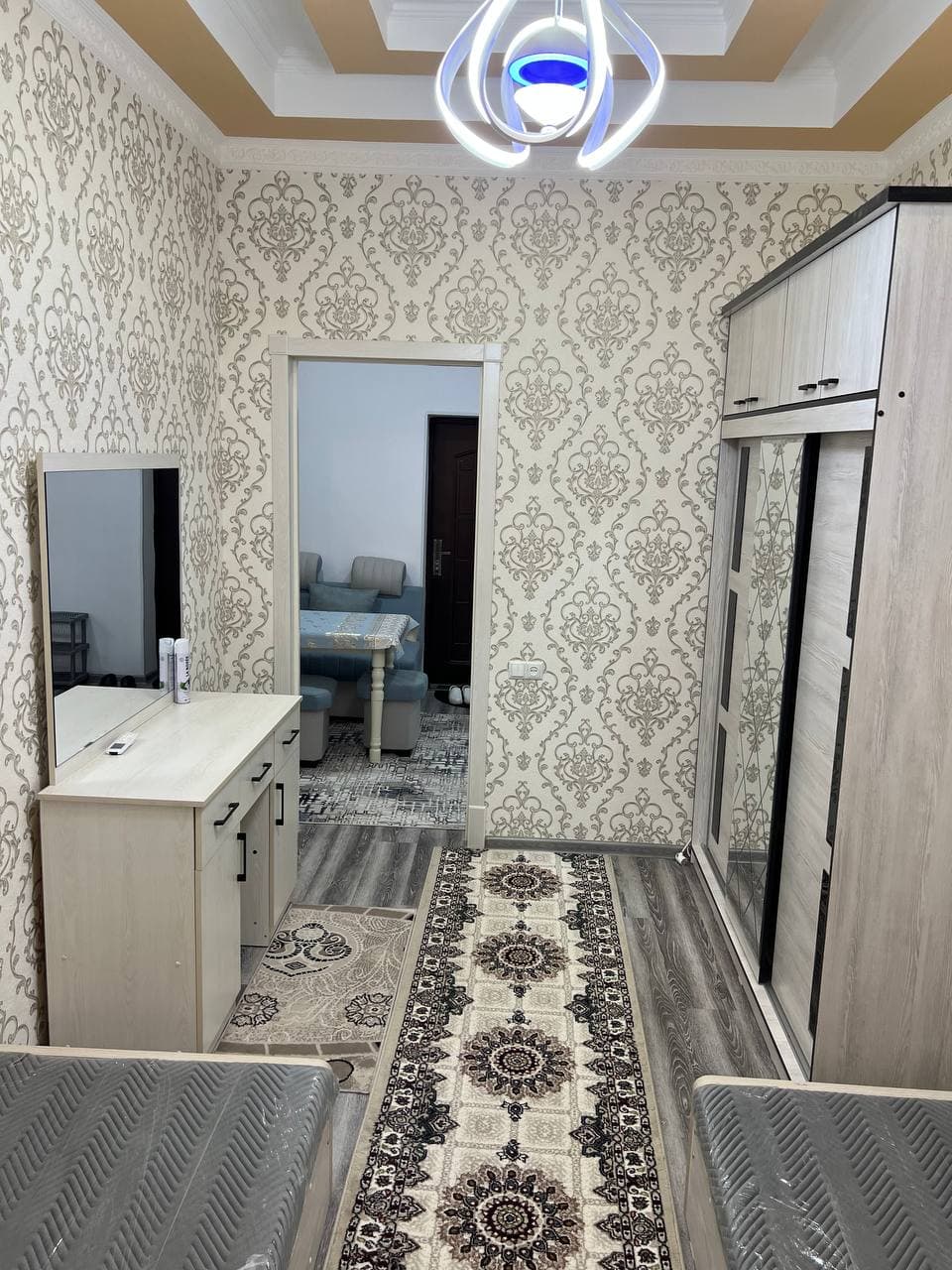 Arzanda Parakentidkiy bazar 2/6/9 600y.e. oilaga berildi+998998400906 — 4