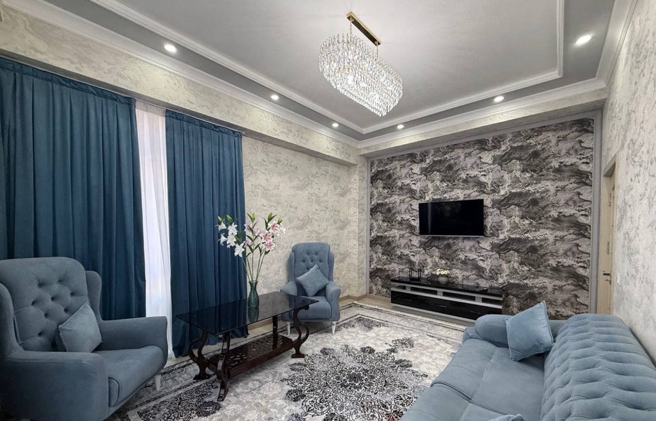 2/9/9 Parkent Avenue — 2