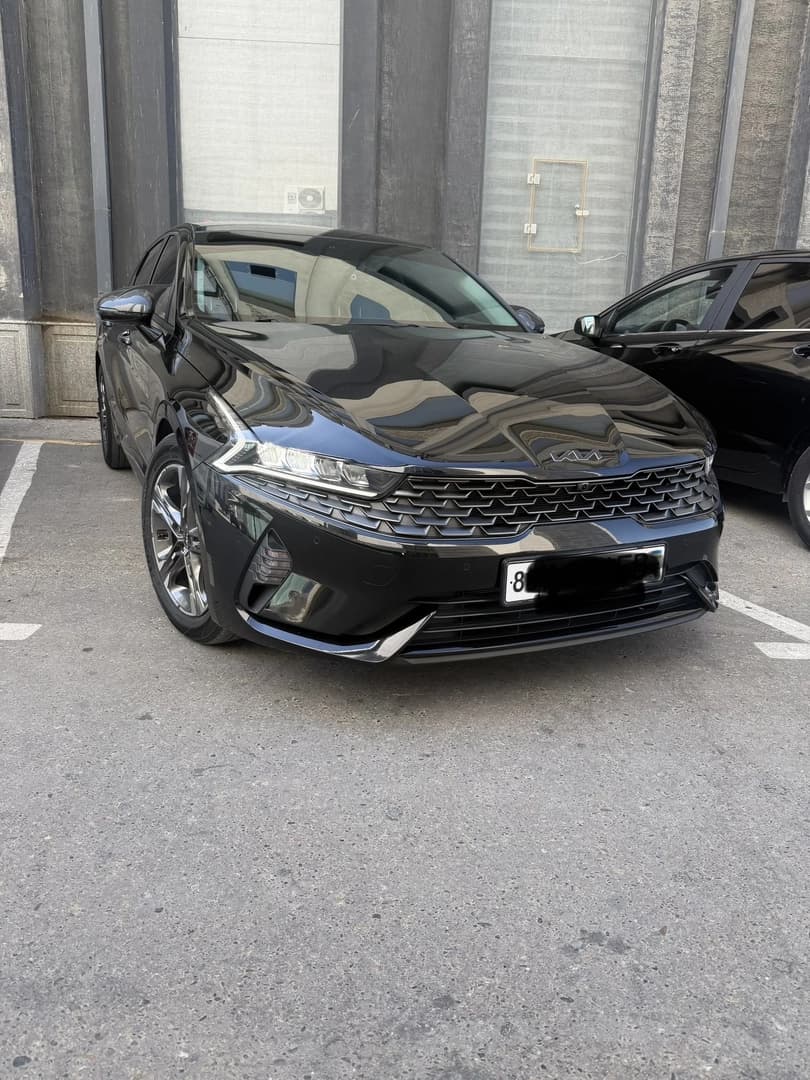 Kia K5 2023 — 2