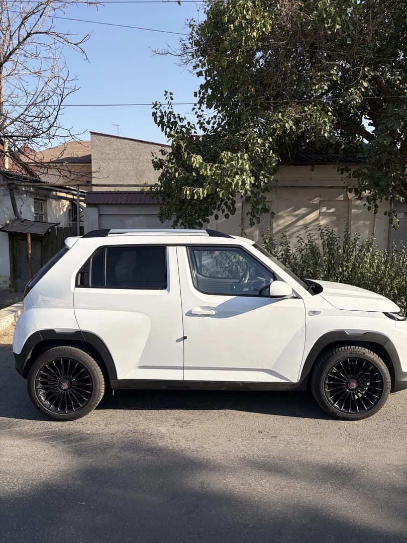 Hyundai Casper 2023 — 3