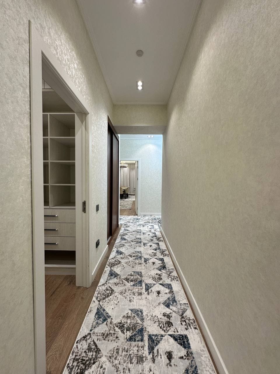 Akay City Продается 3 комнатная квартира ремонт ул.К.Ниязова — 4