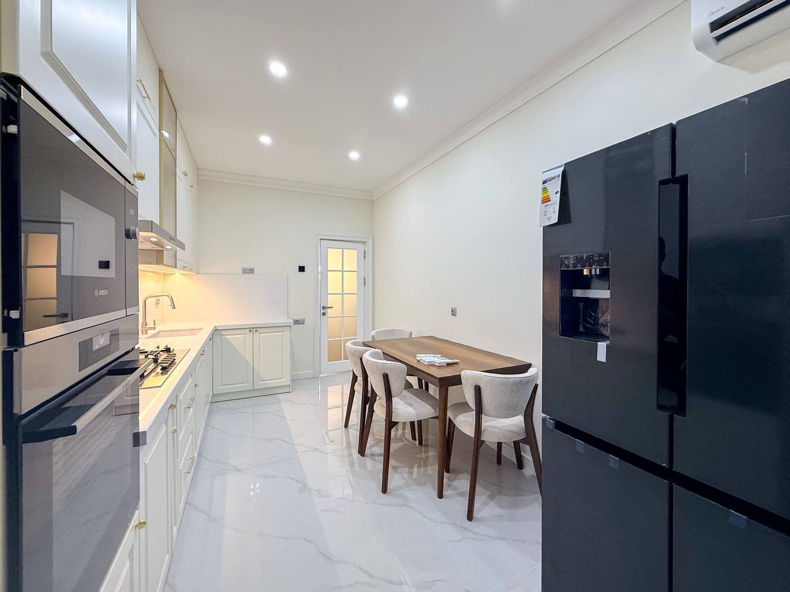 СРОЧНАЯ ПРОДАЖА 4/5/9 ЖК Nukus Avenue — 1