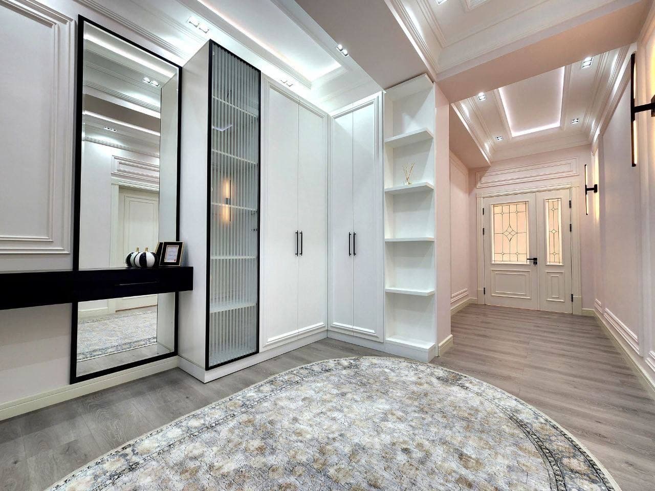 Квартира продажа Бабур парк. 102кв, с ремонтом и мебелью класса ЛЮКС.. — 1