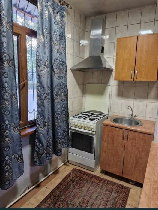 Юнусабад 11, 2в3/1/4 50 м2 Балкон: 1,5x6 Ориентир: Мегапланет Ипотека: Есть — 4