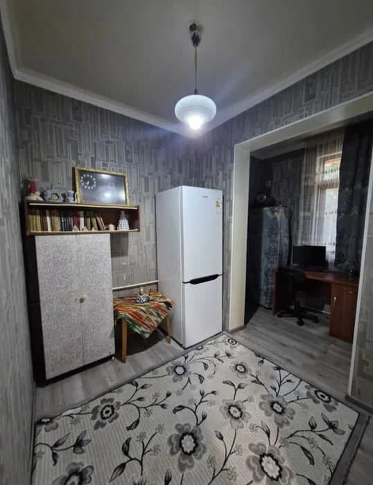 Юнусабад 11, 2в3/1/4 50 м2 Балкон: 1,5x6 Ориентир: Мегапланет Ипотека: Есть — 5
