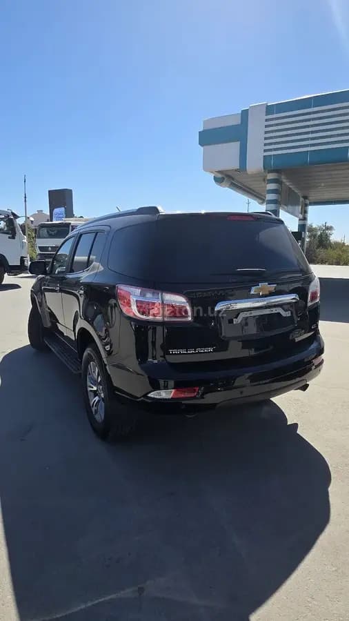 Chevrolet Traverse 2022 — 3