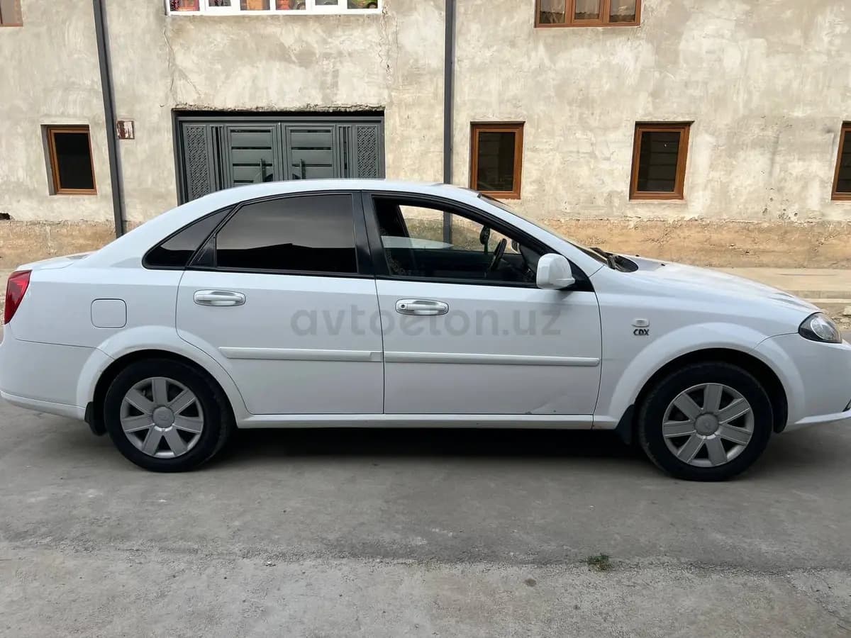Chevrolet Gentra, 1 позиция Газ-бензин 2019 — 4