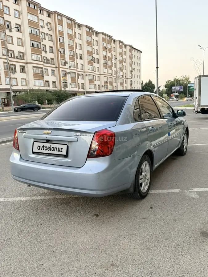 Chevrolet Lacetti, 3 позиция 2010 — 4