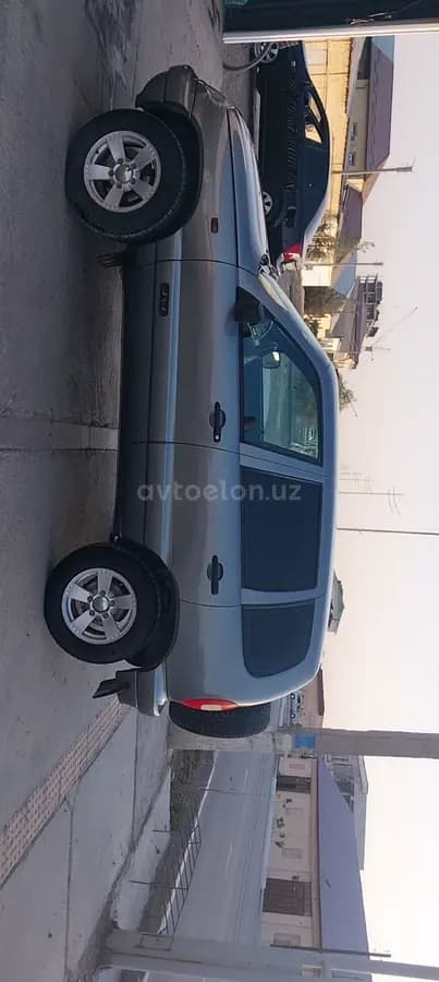 Chevrolet Niva 2008 — 3