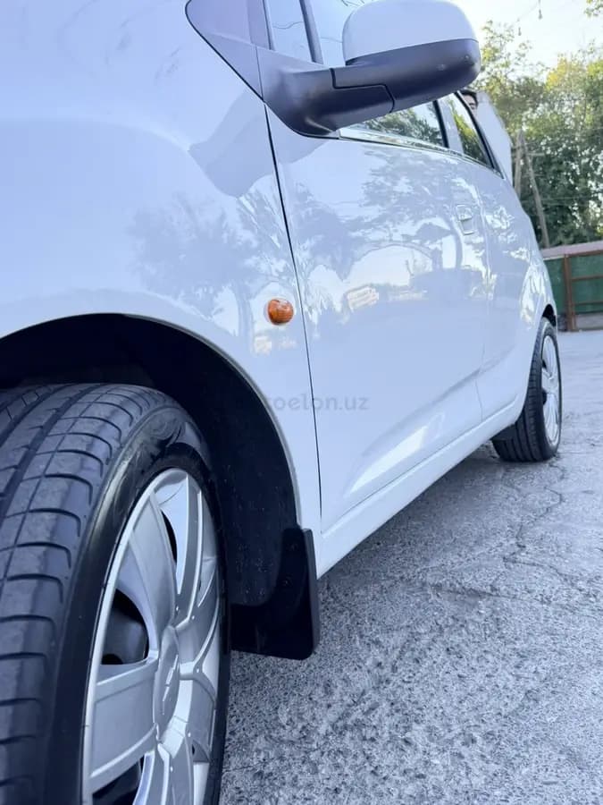 Chevrolet Spark, 4 позиция 2012 — 5