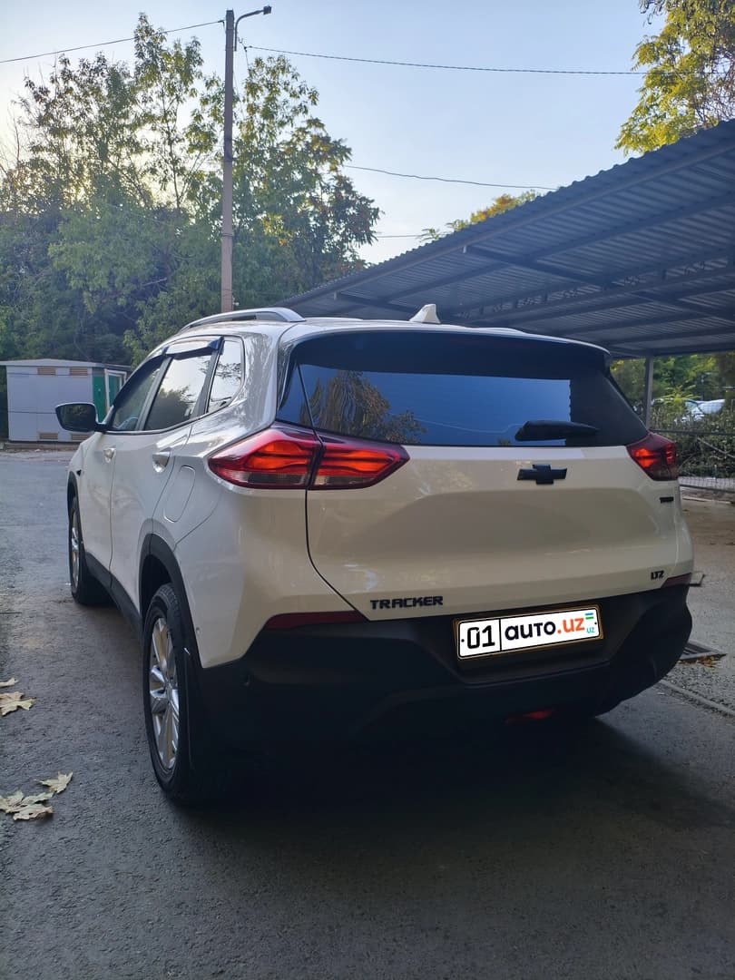 Chevrolet Tracker 2023 — 3