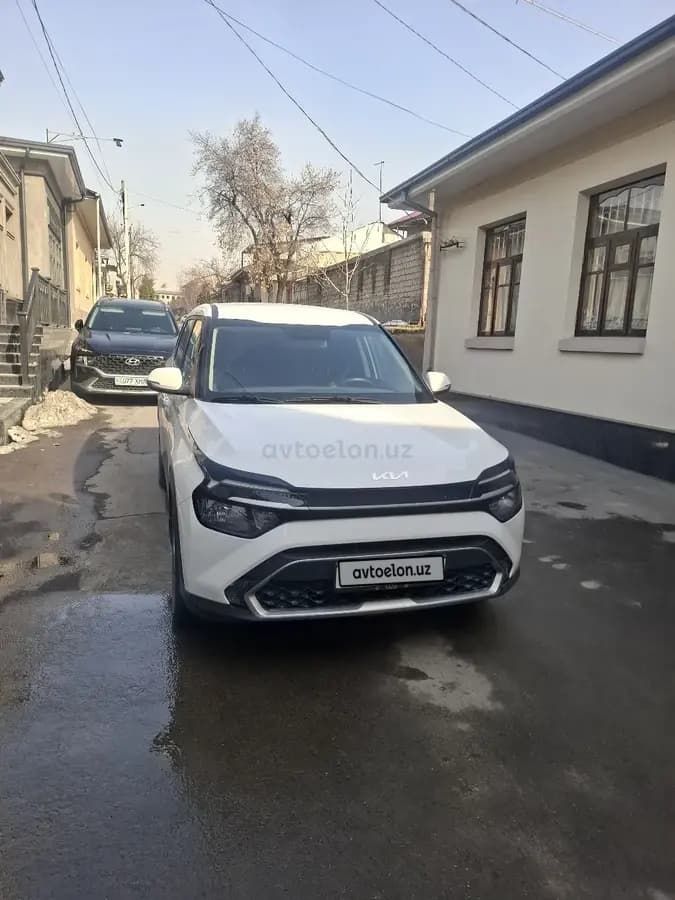 Kia Carens 2024 — 3